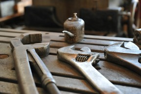 tools-625620_1920