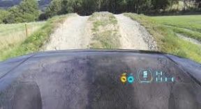 Land Rover, cofano trasparente