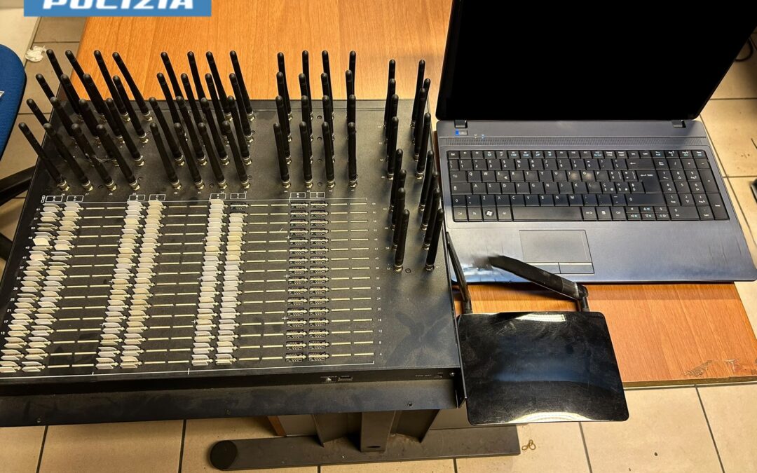Materiale sequestrato, foto fornita dalla Polizia di Stato