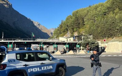 Bardonecchia, dieci arresti in undici giorni alla frontiera: sette per documenti falsi