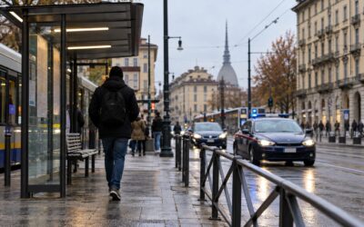 Torino, ai domiciliari ma fuori nell’orario vietato: fermato alla fermata Chiesa della Salute
